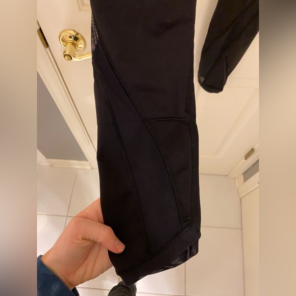 Black Lululemon Leggings with Mesh along the side, 6 - Picture 5 of 8